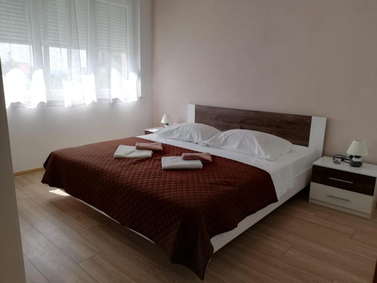 Appartement Apartman Morean à Šibenik Extérieur photo